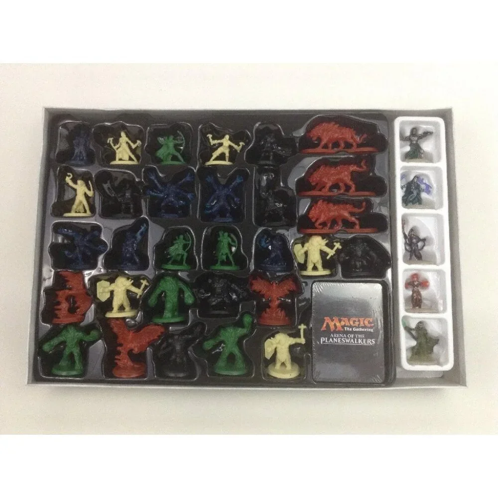 Hasbro Magic The Gathering Arena of The Planeswalkers  Board Game Combat 2014
